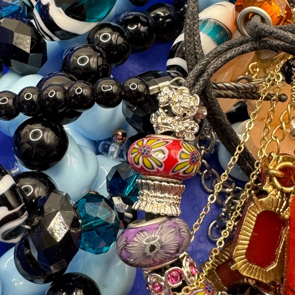 Mystery box 10 necklaces vintage to modern new and used, some signed.
